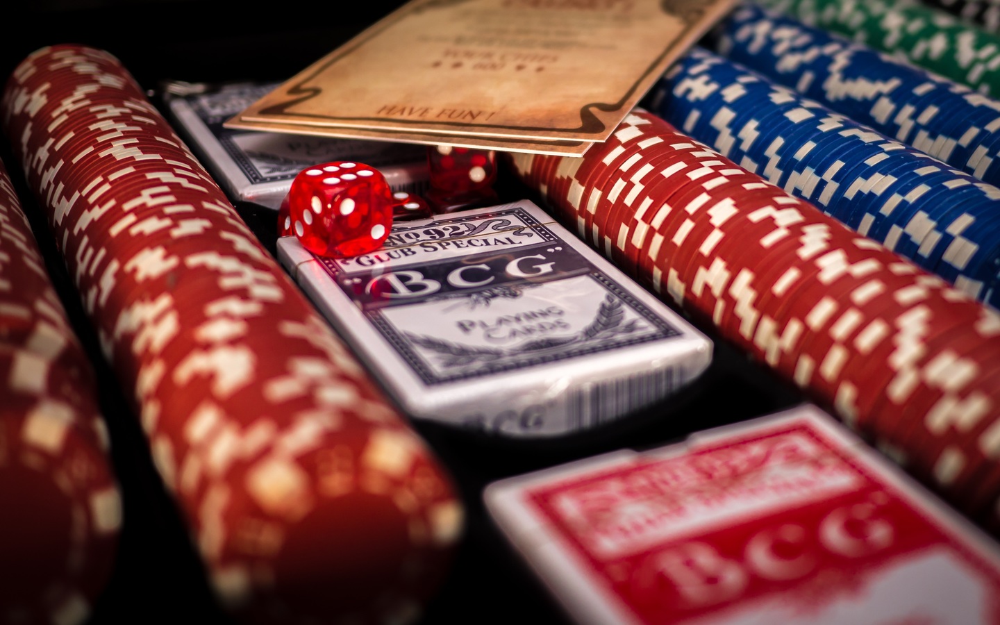 Lire la suite à propos de l’article Poker : l’imposition des gains